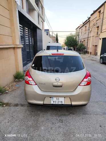 Nissan Tiida-3