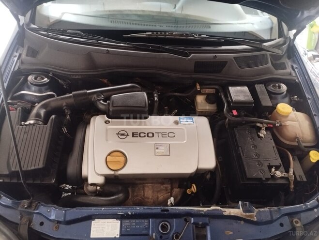 Opel Astra-11