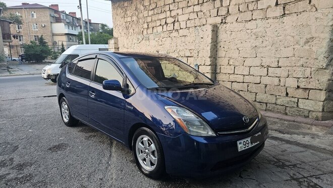 Toyota Prius-13