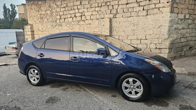 Toyota Prius-16