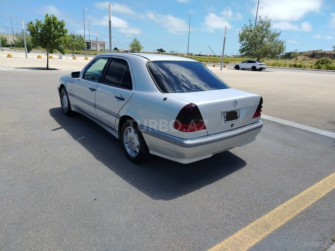 Mercedes C 200-5