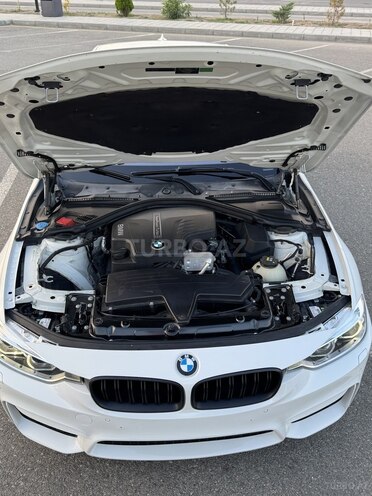 BMW 320-17