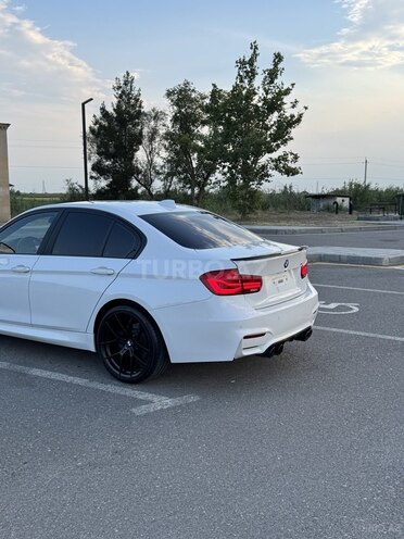 BMW 320-6