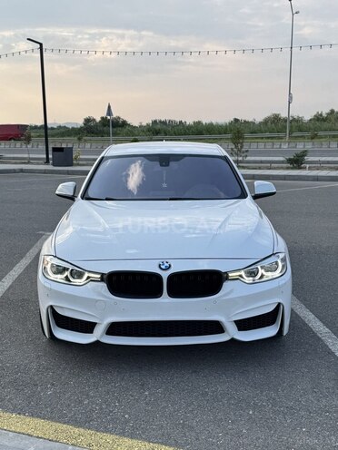 BMW 320-1
