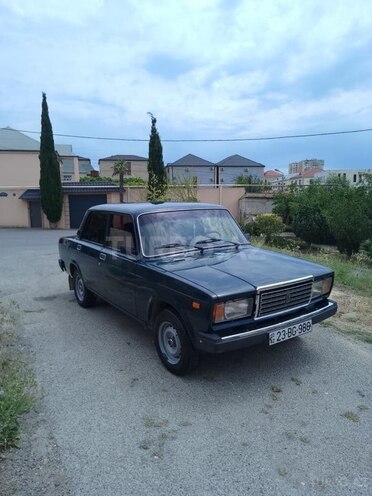 LADA (VAZ) 2107-1