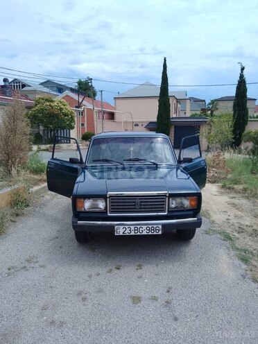 LADA (VAZ) 2107-2
