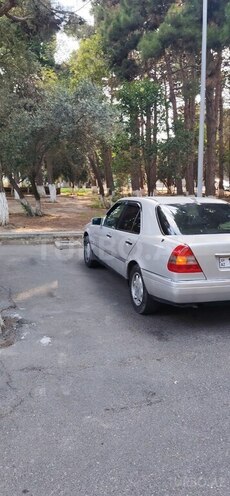 Mercedes C 180-6