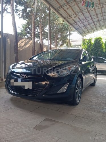 Hyundai Elantra-6