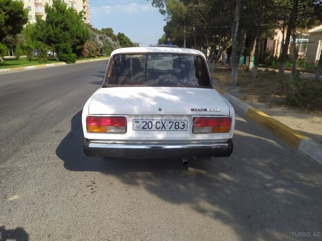 LADA (VAZ) 2107-4