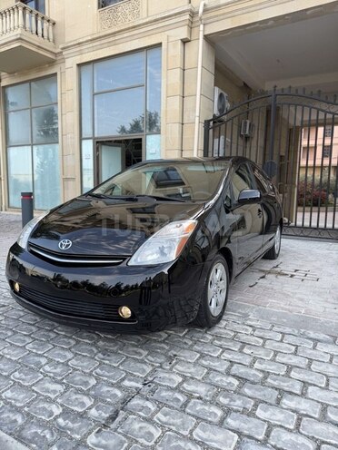 Toyota Prius-4