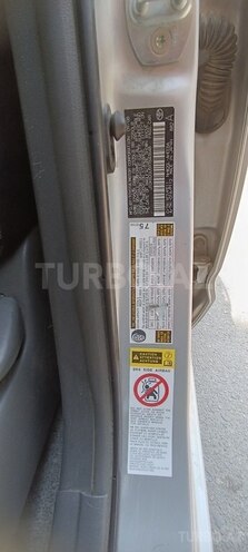 Toyota Prius-14
