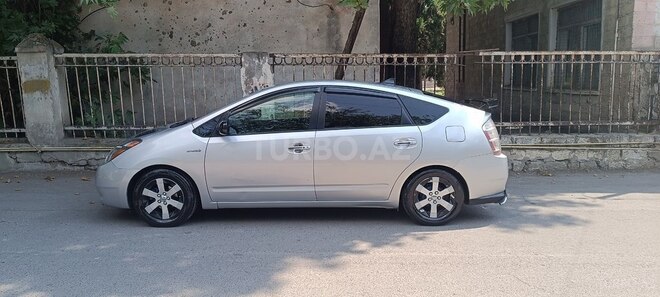 Toyota Prius-7