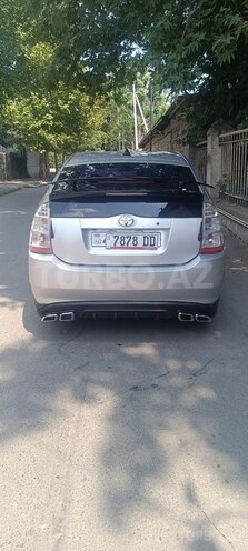 Toyota Prius-2