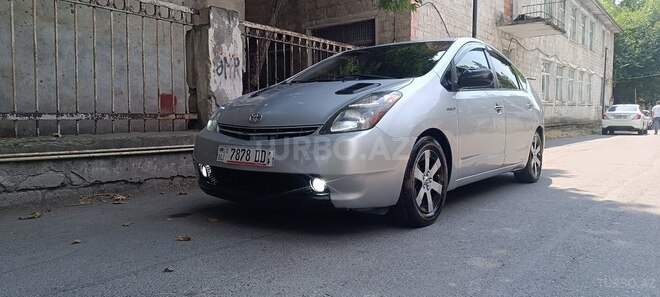 Toyota Prius-3