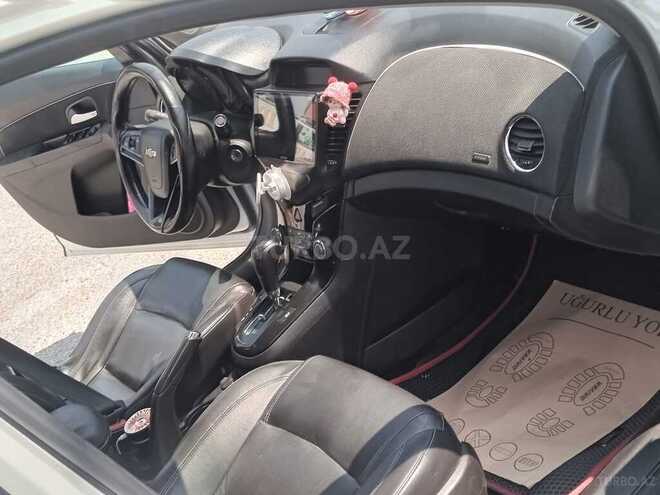Chevrolet Cruze-5