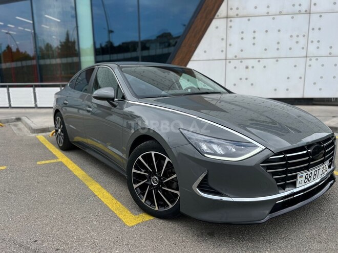 Hyundai Sonata-2