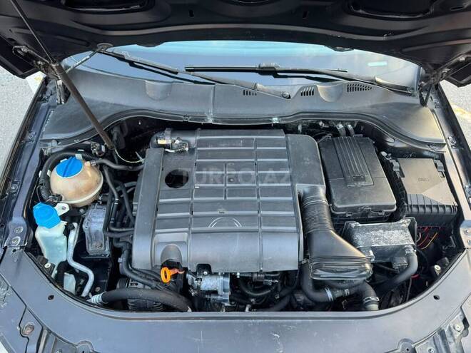 Volkswagen Passat-4