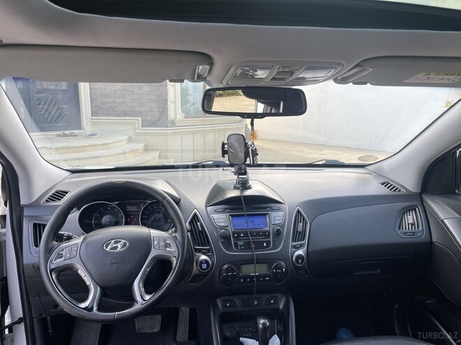 Hyundai ix35-6