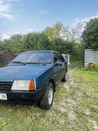 LADA (VAZ) 21099-2