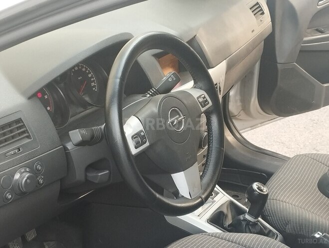 Opel Astra-7