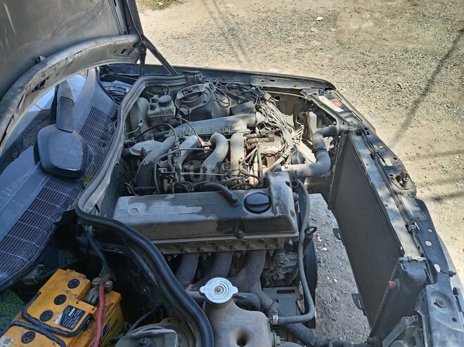 Mercedes 190-7