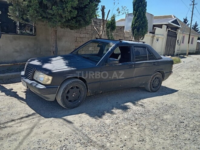 Mercedes 190-2
