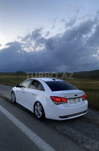 Chevrolet Cruze-9