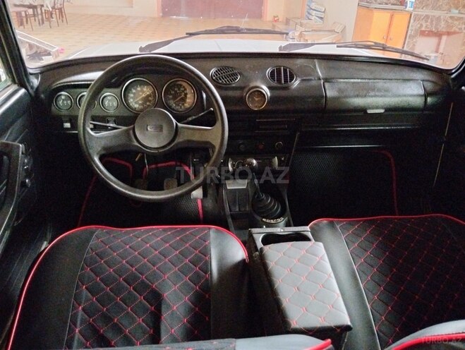 LADA (VAZ) 2106-3
