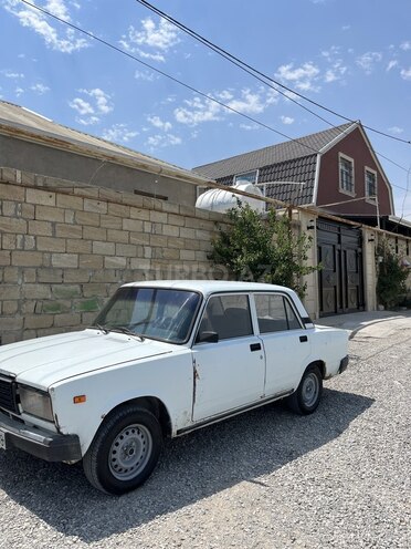 LADA (VAZ) 2107-2