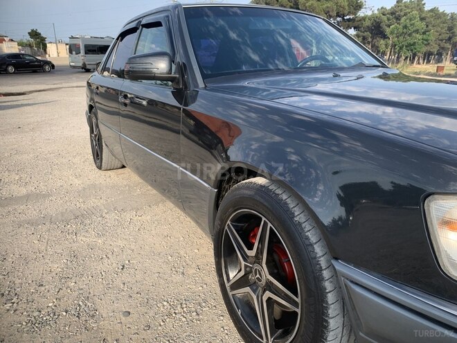 Mercedes E 220-7