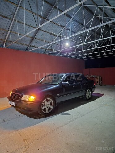 Mercedes C 240-6