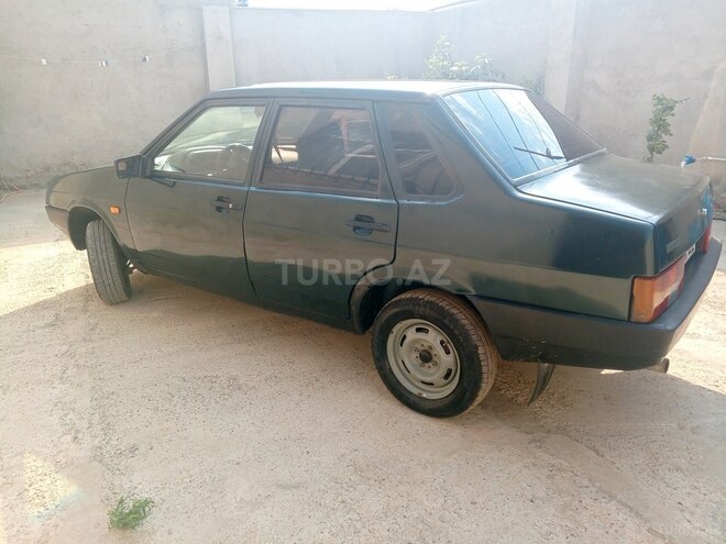 LADA (VAZ) 21099-9