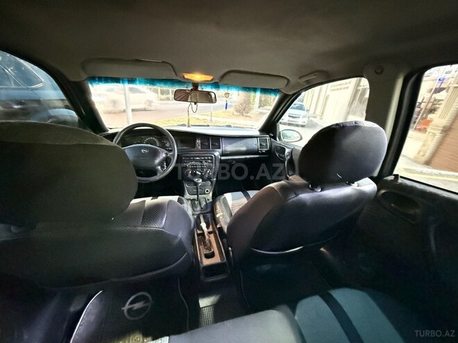 Opel Vectra-7