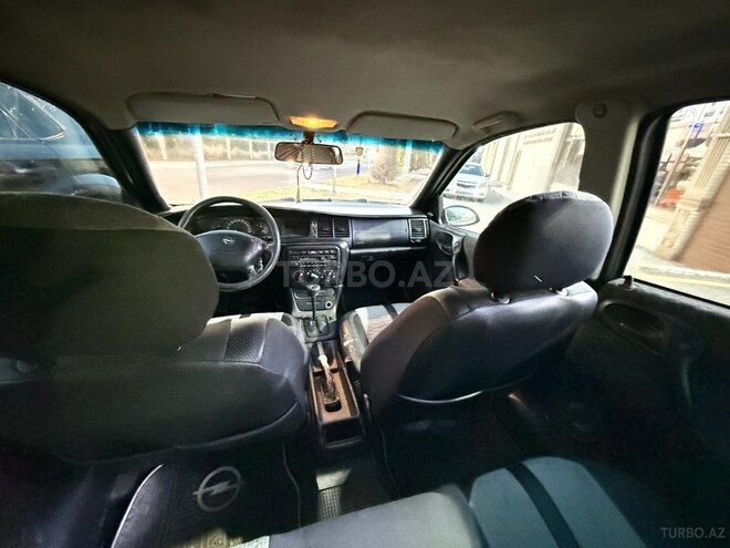 Opel Vectra-3