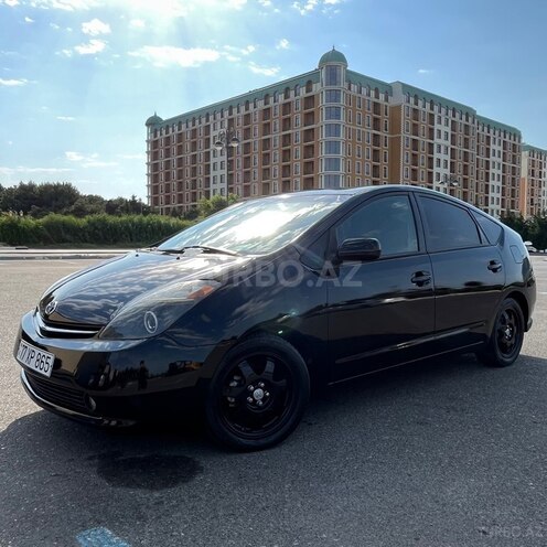 Toyota Prius-10