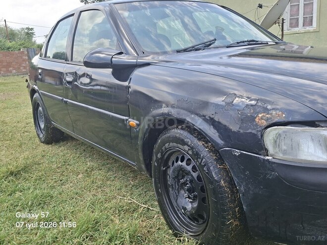 Opel Vectra-3