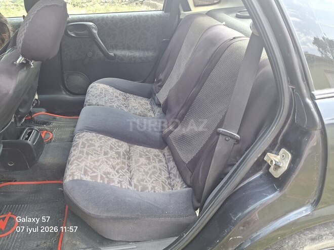 Opel Vectra-10
