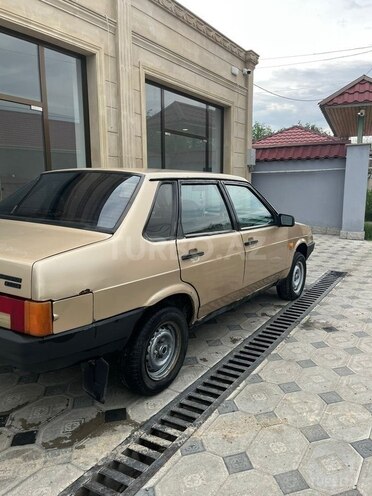 LADA (VAZ) 21099-4