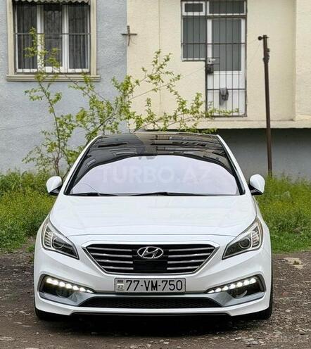 Hyundai Sonata-2