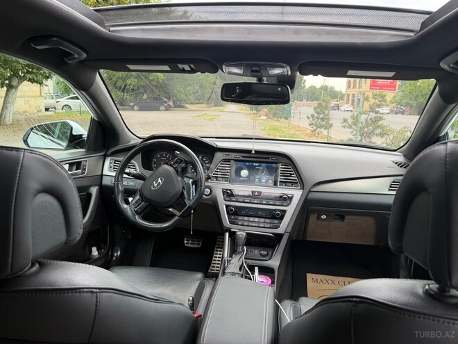 Hyundai Sonata-6