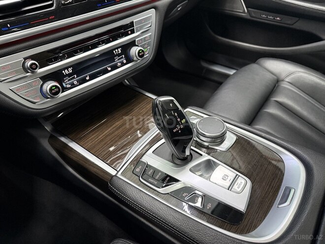 BMW 740 2019, 86,100 km - 3.0 л - Bakı