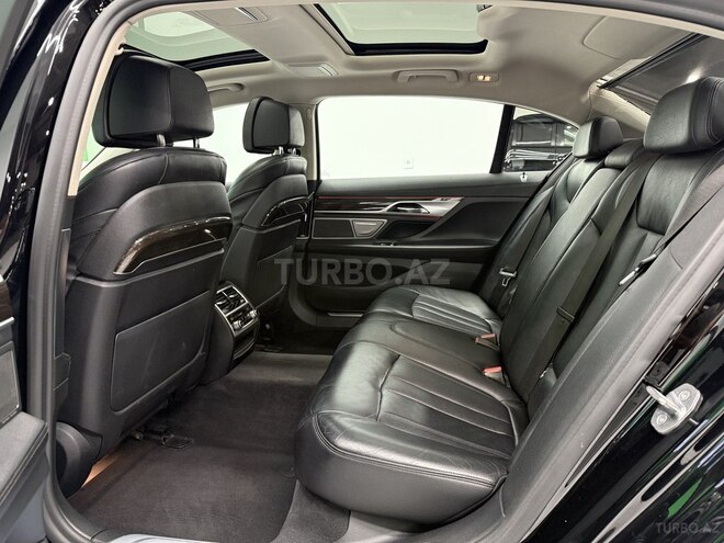 BMW 740 2019, 86,100 km - 3.0 л - Bakı