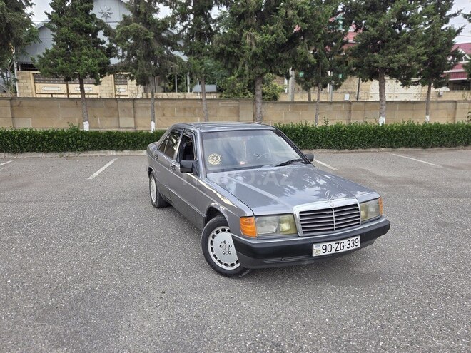 Mercedes 190-3