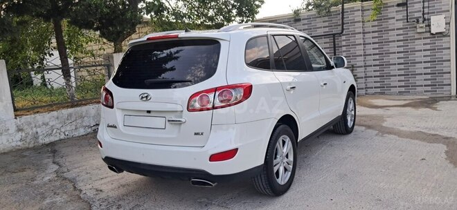 Hyundai Santa Fe-3