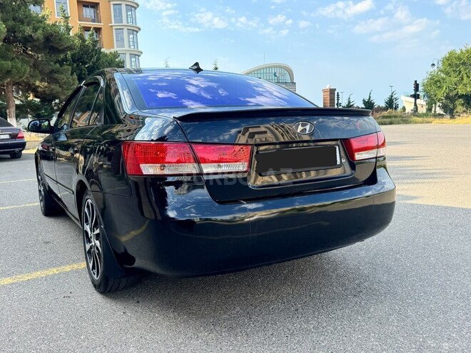 Hyundai Sonata-9