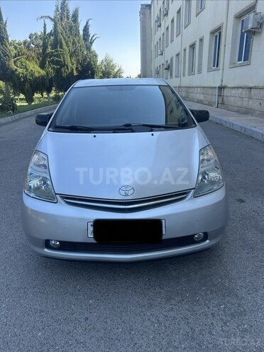 Toyota Prius-1
