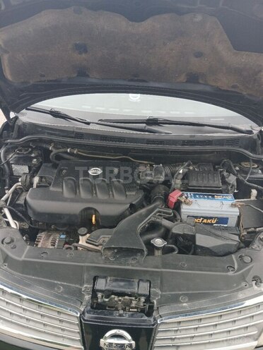 Nissan Tiida-9