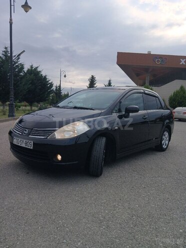Nissan Tiida-7