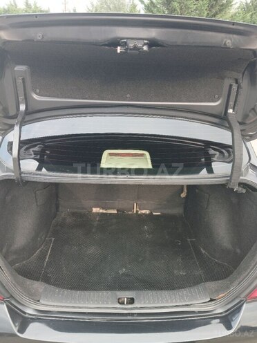Nissan Tiida-10