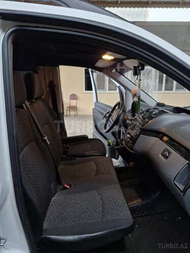 Mercedes Vito 111 CDI-14